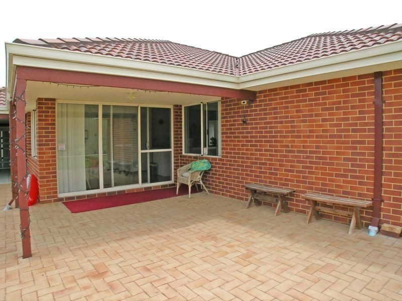 15 Eversden Crescent, Butler  WA, Butler WA 6036