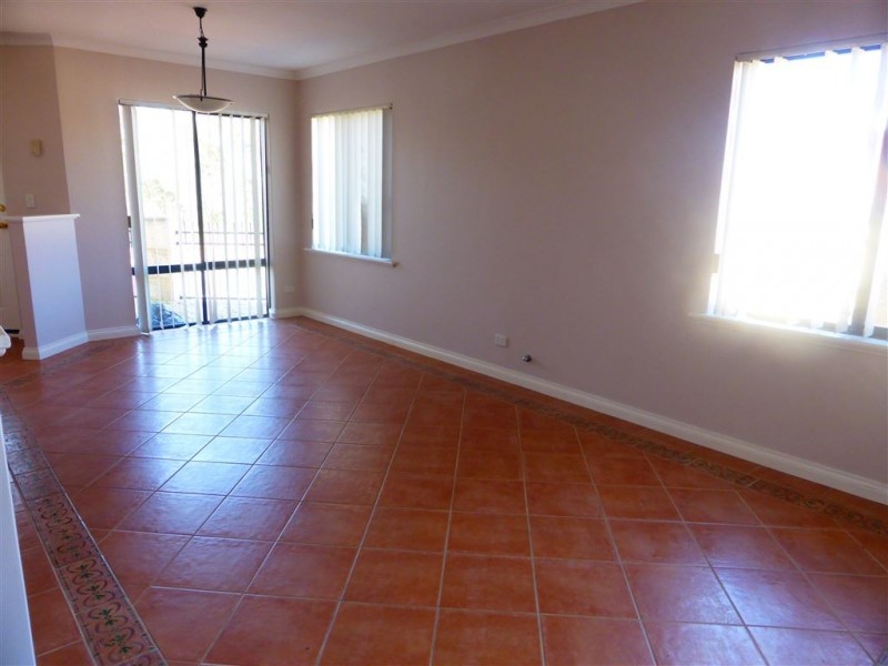 451 Lakeside Drive, Joondalup WA 6027