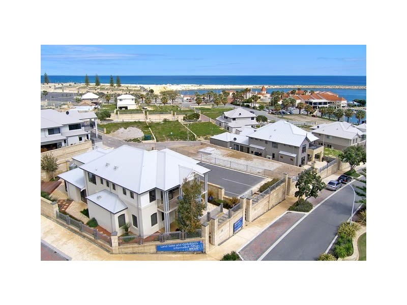 15 Swansea Promenade, Mindarie WA 6030