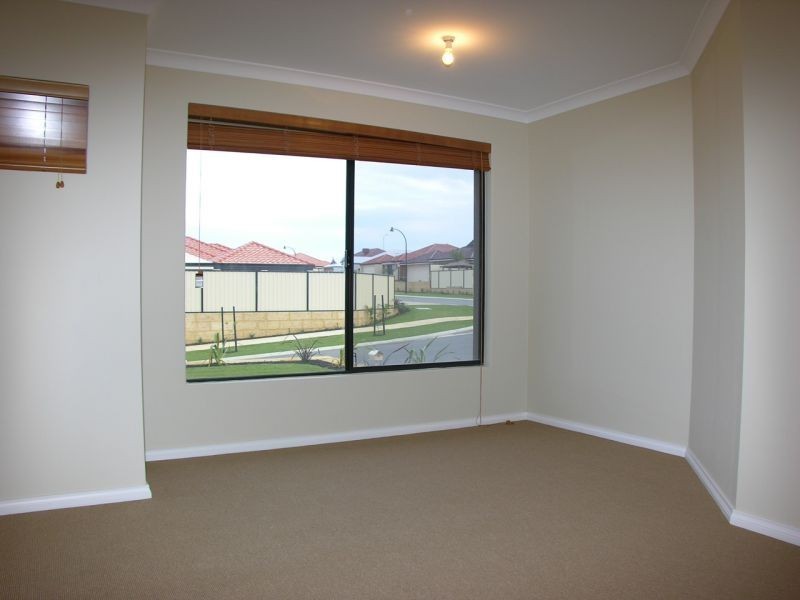 11 Coaldale Link, Clarkson WA 6030
