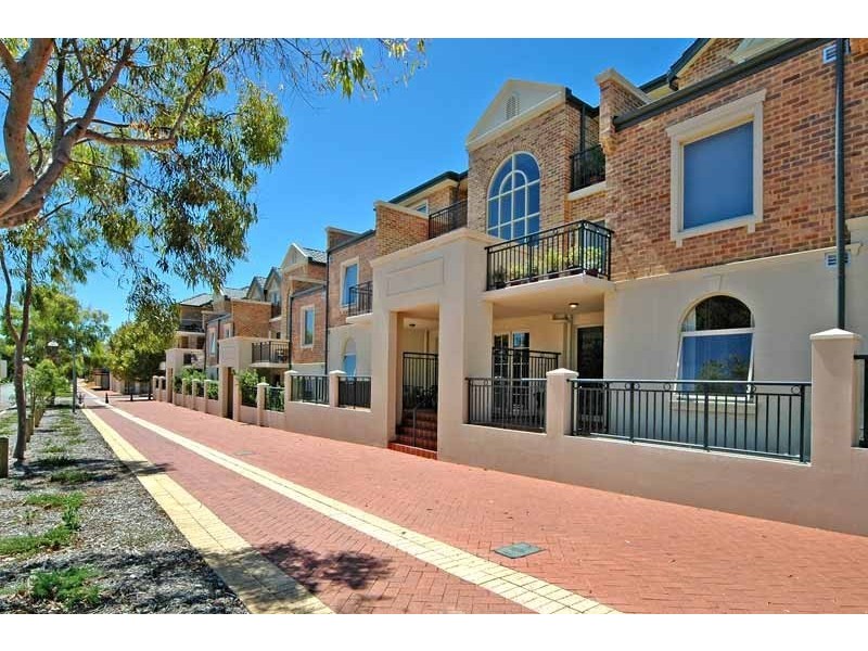 55/101 Grand Blvd, Joondalup WA 6027