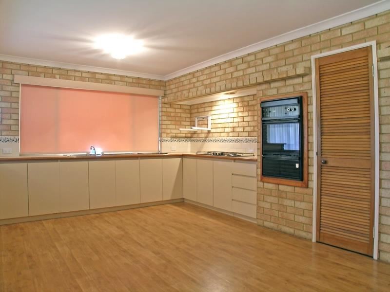 9 Stenton Gardens, Kinross WA 6028