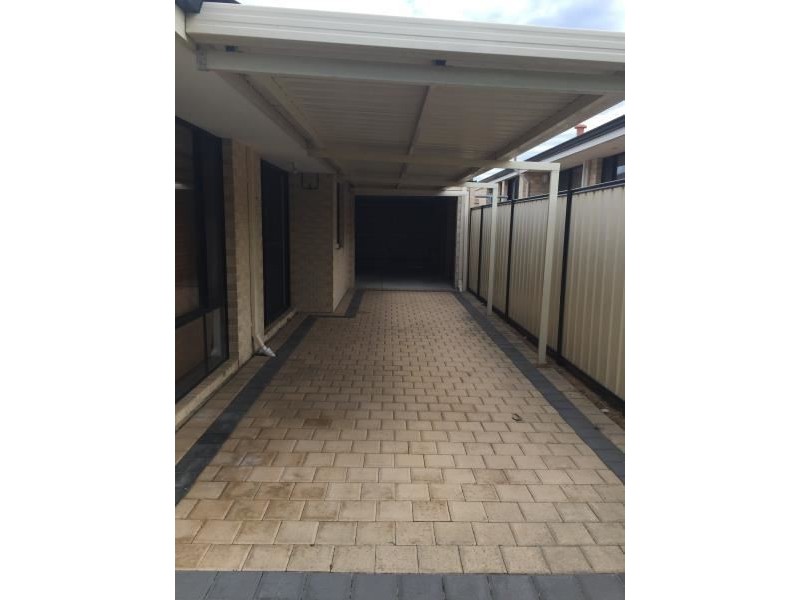 28 Gungurru Avenue, Hocking WA 6065