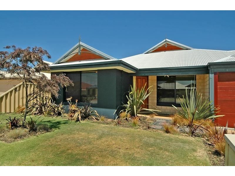 15 Dunsfold Street, Butler WA 6036