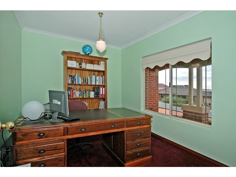 1 Setoma Court, Joondalup WA 6027