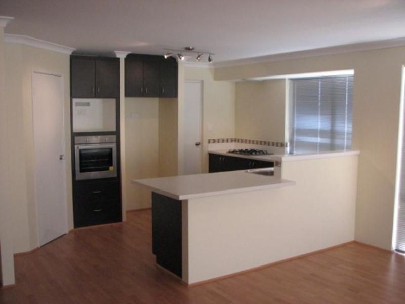 10 Hillsborough Parkway, Ridgewood WA 6030