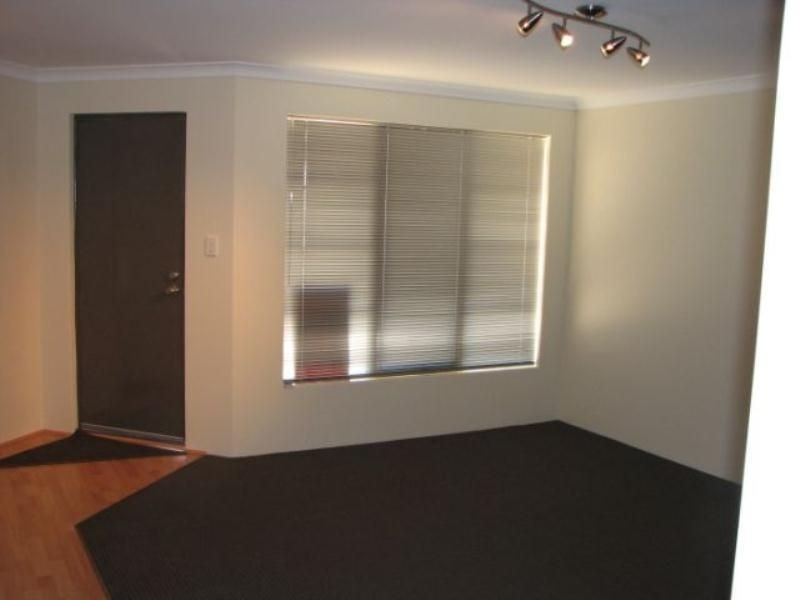 10 Hillsborough Parkway, Ridgewood WA 6030