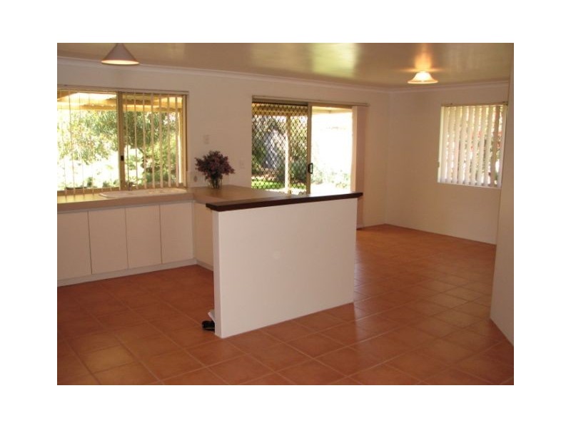 12 Tarbolton Gardens, Kinross WA 6028