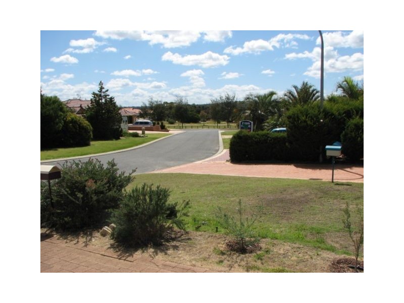 12 Tarbolton Gardens, Kinross WA 6028