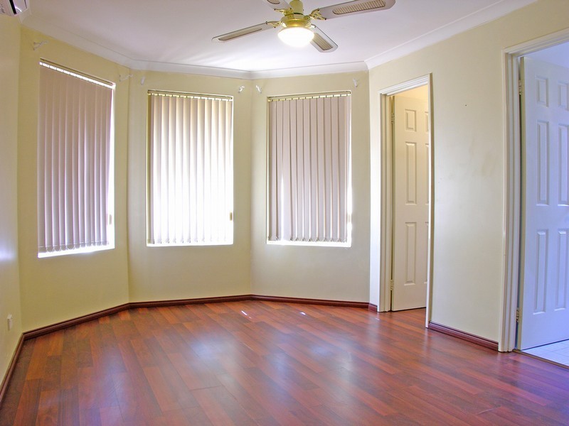 2 Seaflight Court, Heathridge WA 6027