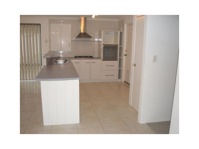10 Wyola Lane, Wanneroo WA 6065