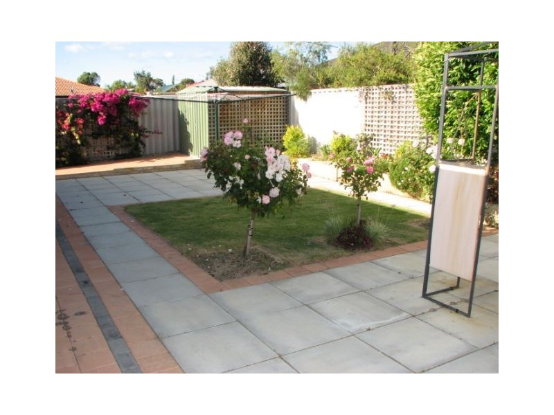 10 Wyola Lane, Wanneroo WA 6065