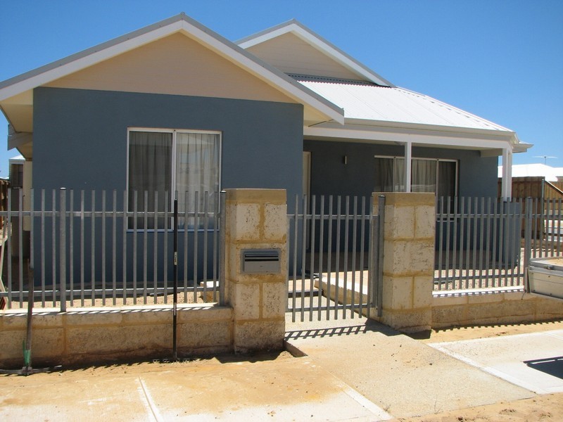 21 Whitecap Street, Yanchep WA 6035