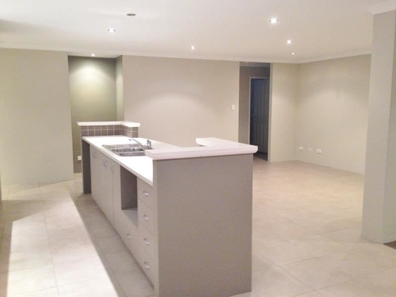 21 SANCTUARY GARDENS, Ridgewood WA 6030