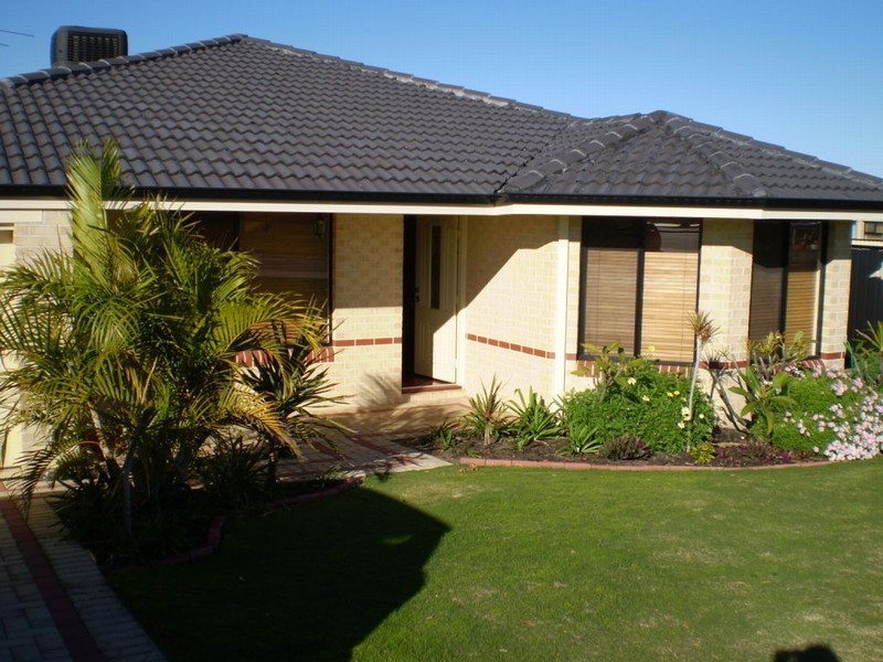 28 Gungurru Avenue, Hocking WA 6065