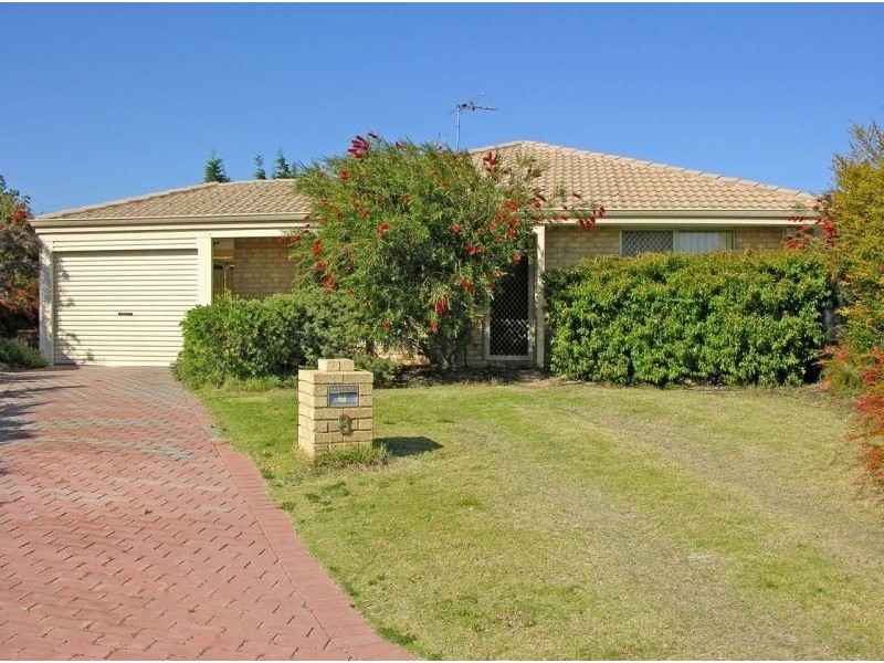 8 Lawrie Court, Clarkson WA 6030