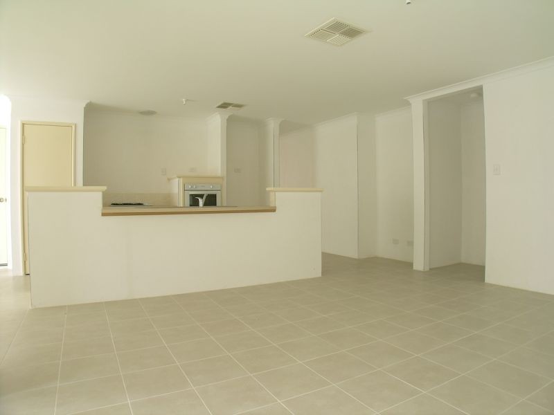 21 Merrivale Circle, Tapping WA 6065