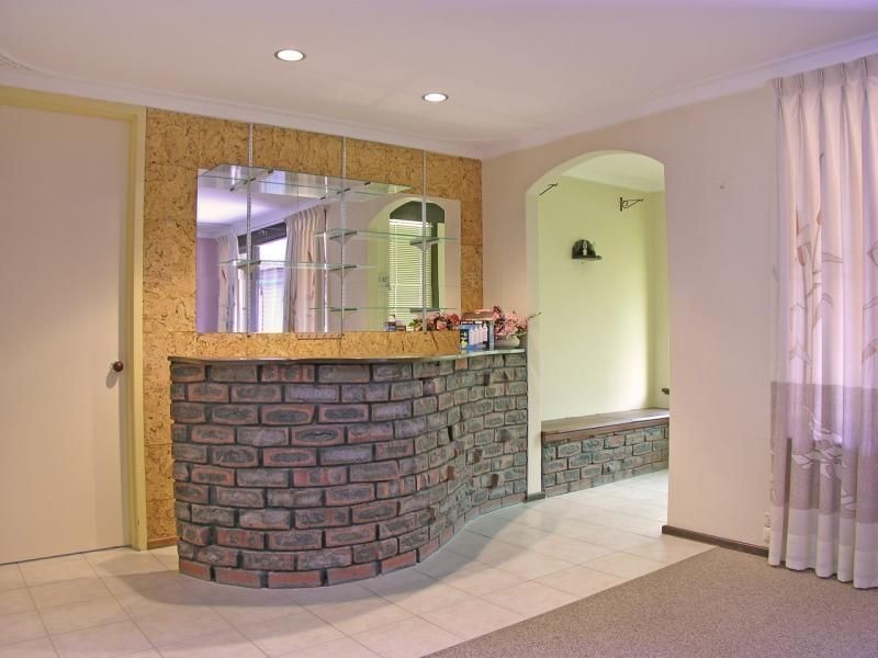 8 MAYHILL PLACE, Craigie WA 6025