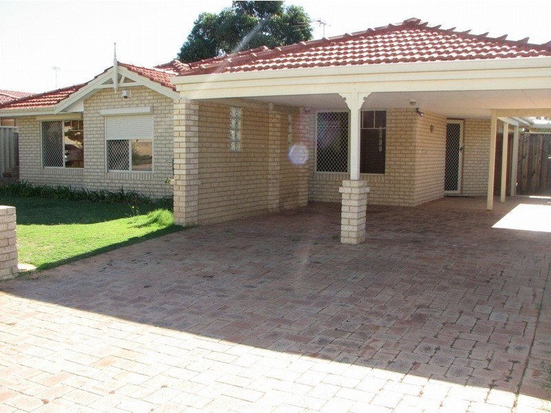 18 Clermont Gardens, Currambine WA 6028