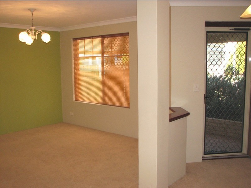 18 Clermont Gardens, Currambine WA 6028