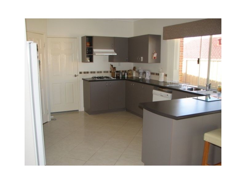 42 Keanefield Drive, Carramar WA 6031