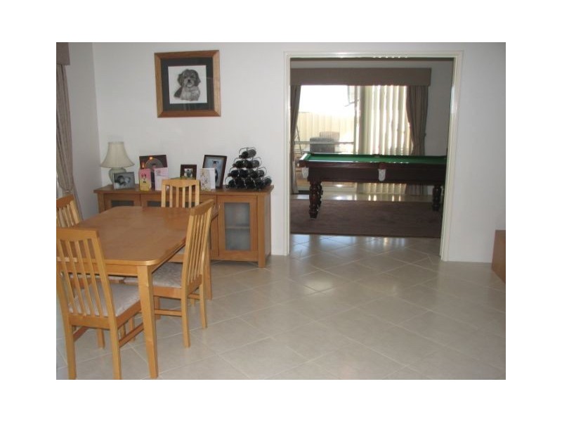 42 Keanefield Drive, Carramar WA 6031