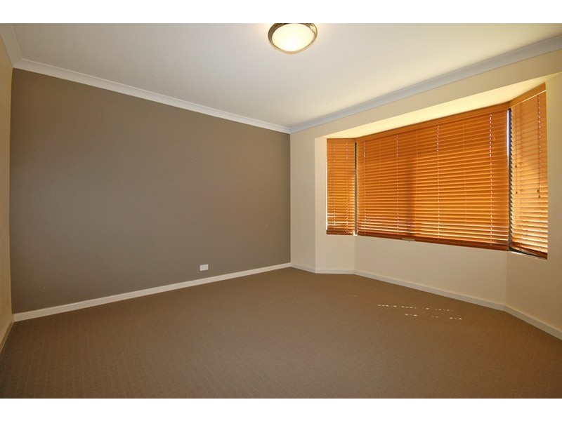 25 Tamarama Crescent, Clarkson WA 6030