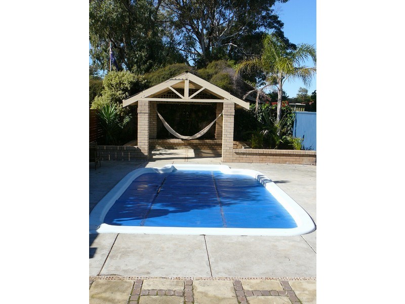 4 Seabird Place, Craigie WA 6025