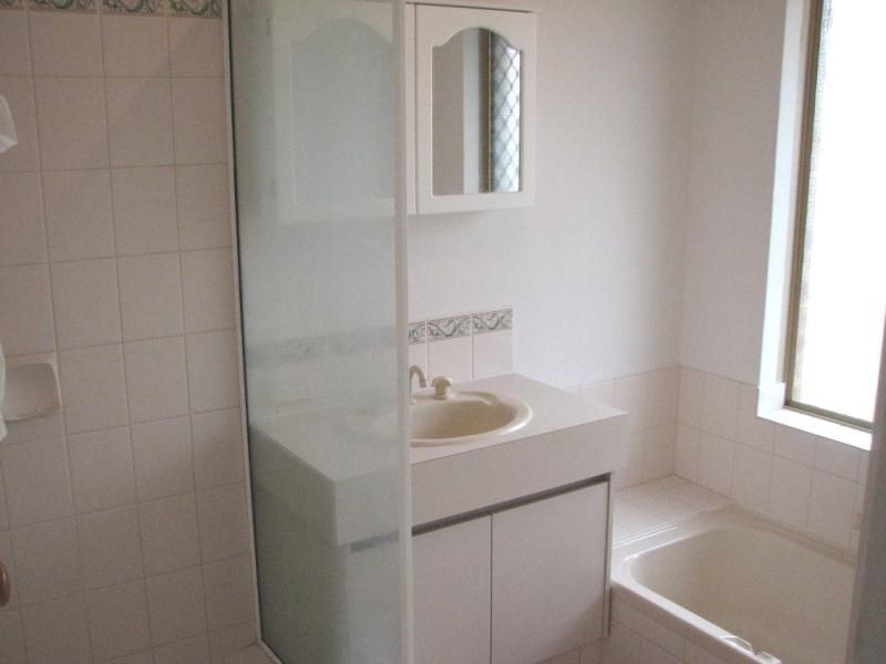 35 Greyhounds Drive  Merriwa  WA, Merriwa WA 6030