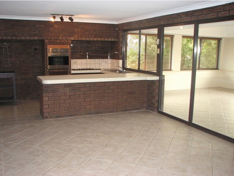 204 Eddystone Avenue, Beldon WA 6027