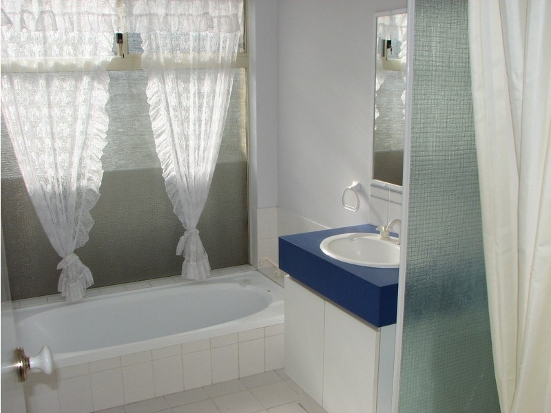 54 Cadoux Loop, Hocking WA 6065