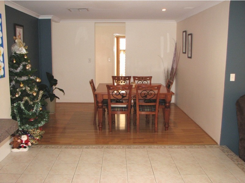 39 Selkirk Drive, Kinross WA 6028