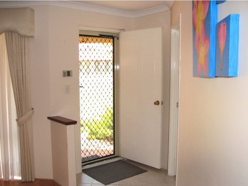 39 Selkirk Drive, Kinross WA 6028