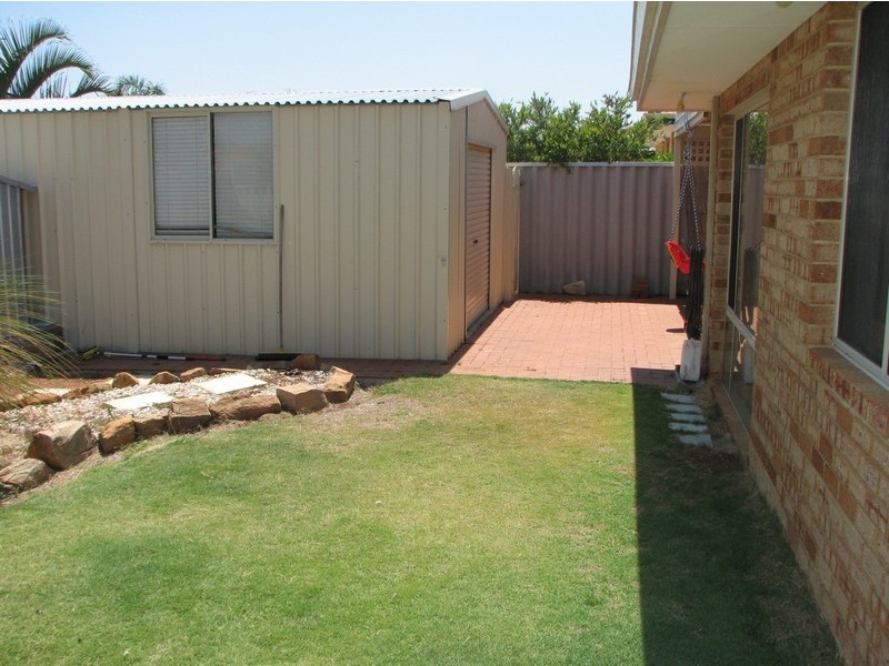 39 Selkirk Drive, Kinross WA 6028