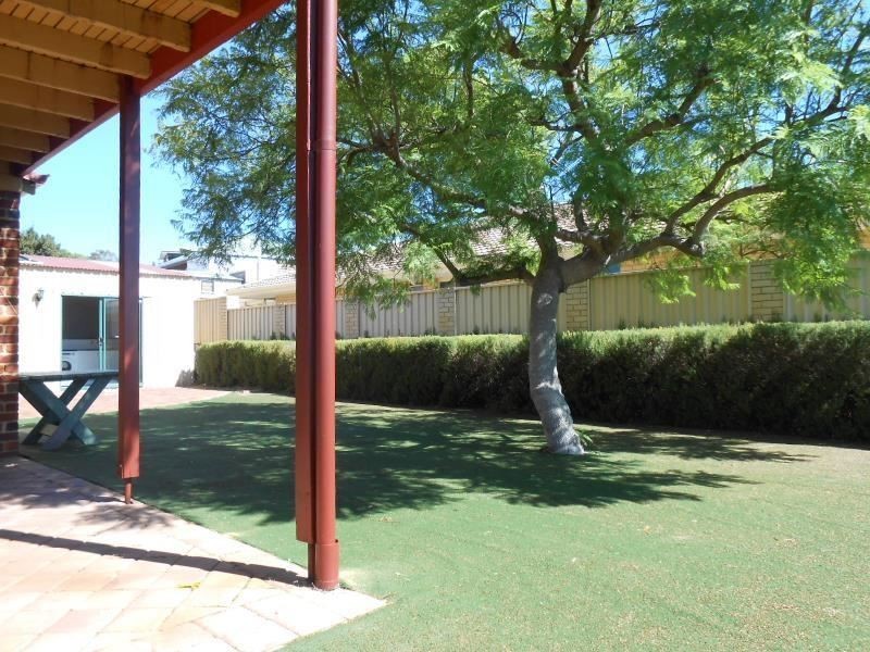 16 Jolstra Crescent, Joondalup WA 6027