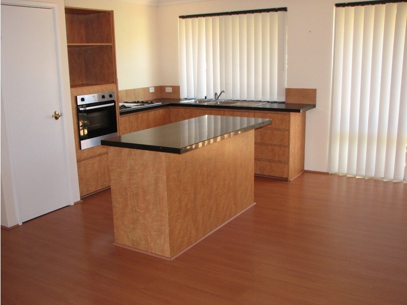 18 Kirkimbie Street, Carramar WA 6031