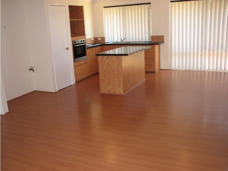 18 Kirkimbie Street, Carramar WA 6031