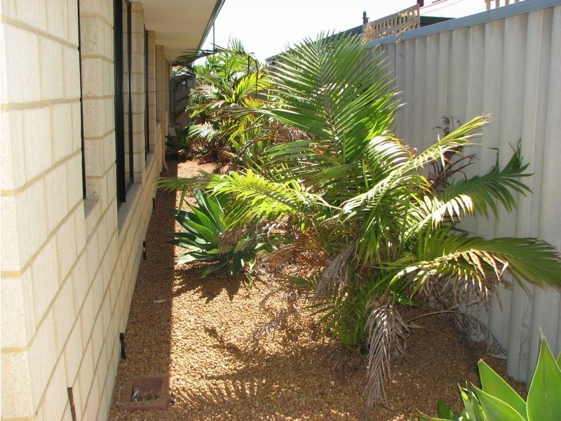 18 Kirkimbie Street, Carramar WA 6031