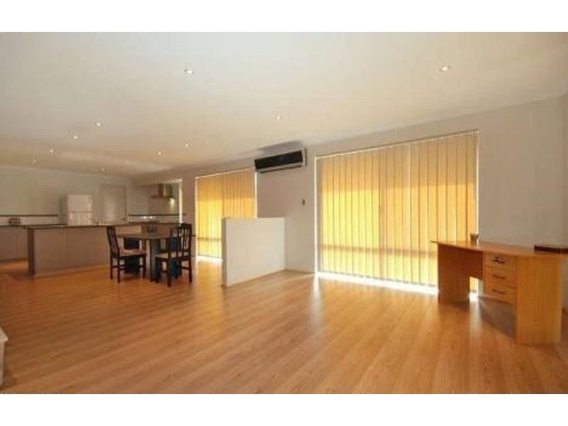 26 Whyalla Chase, Tapping WA 6065