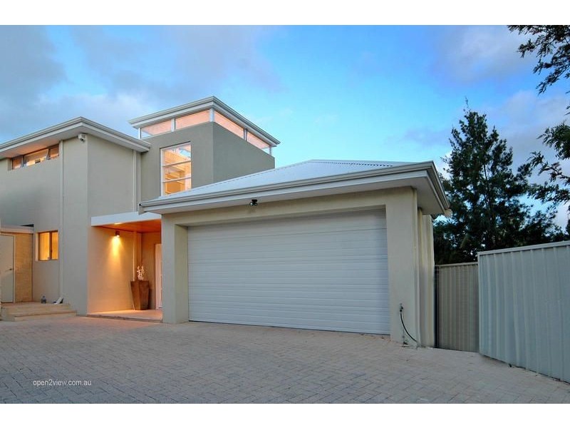 A/26 Millimumul Way, Mullaloo WA 6027