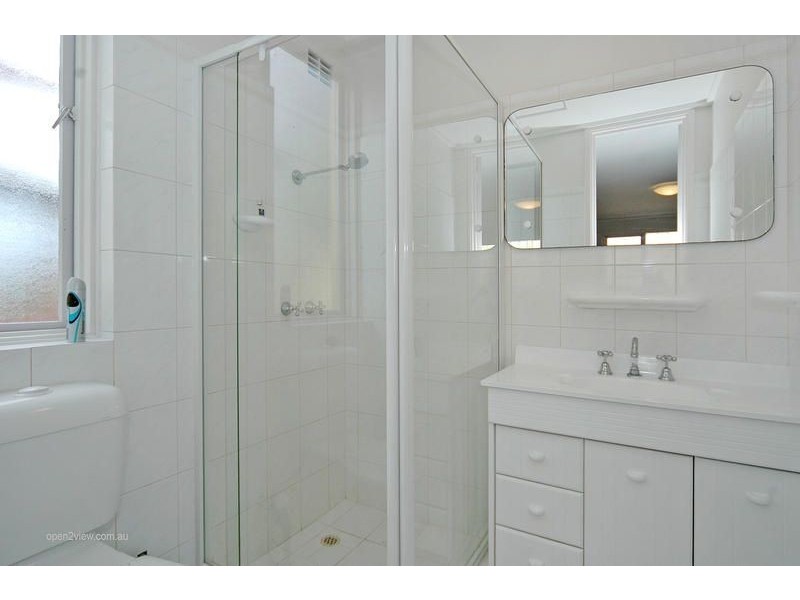 22 Bridgewater Drive, Kallaroo WA 6025