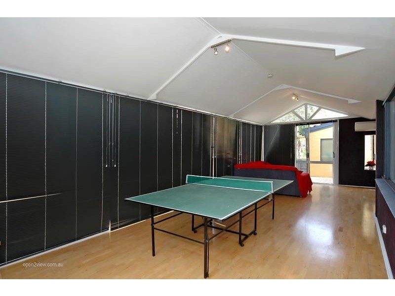 22 Bridgewater Drive, Kallaroo WA 6025