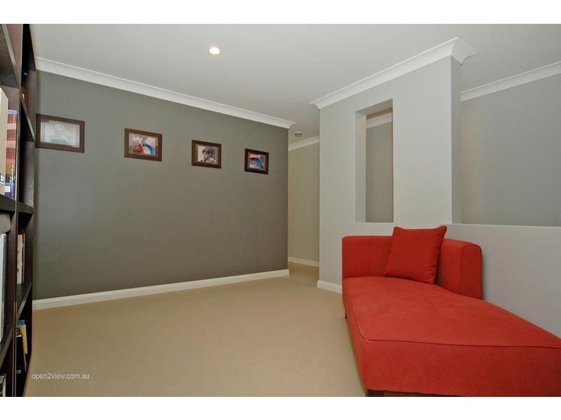 10 Manitoba Court, Joondalup WA 6027