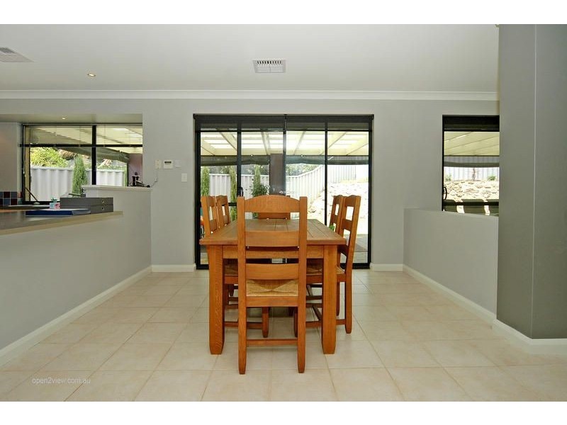 10 Manitoba Court, Joondalup WA 6027