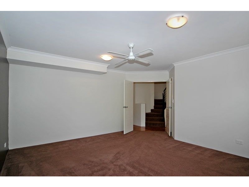 2/4 Wesley Rise, Joondalup WA 6027