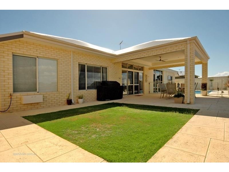 26 Derwent Meander, Joondalup WA 6027