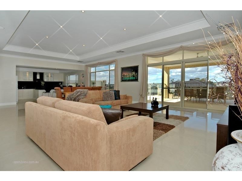 26 Derwent Meander, Joondalup WA 6027