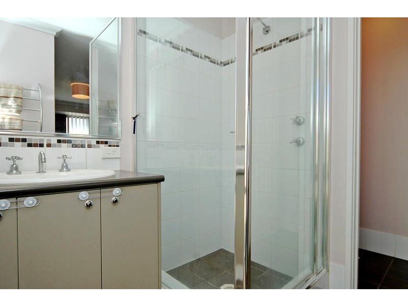 30 Kareela Meander, Tapping WA 6065