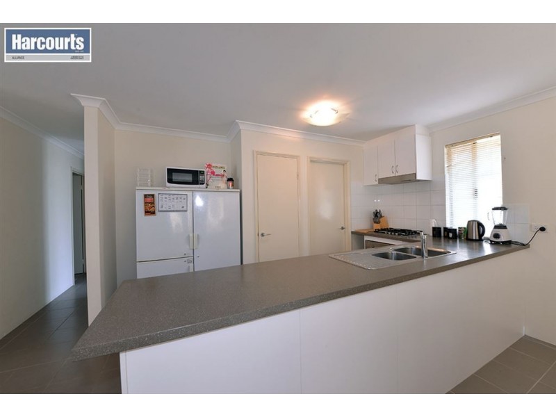 8 Garrett Way, Clarkson WA 6030