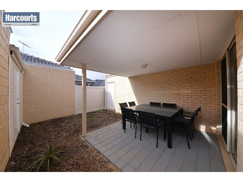 8 Garrett Way, Clarkson WA 6030